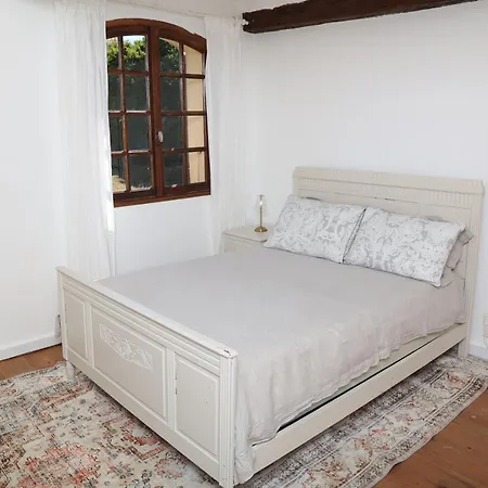 Pure Garderes 펜션 Monlezun