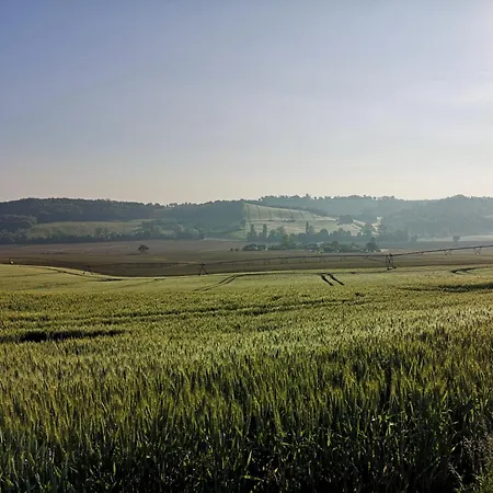 Pure Garderes בית נופש