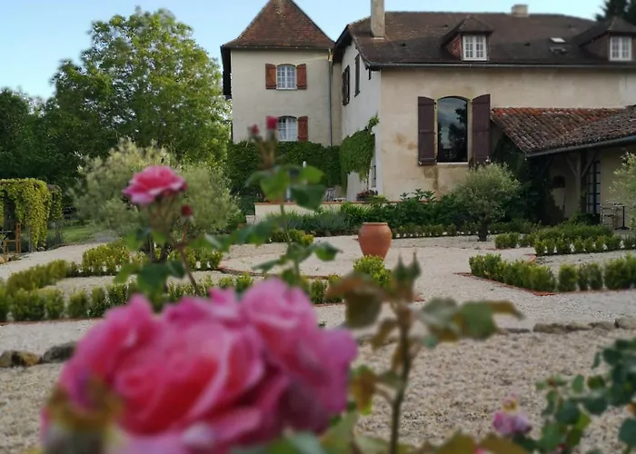 Pure Garderes בית נופש Monlezun