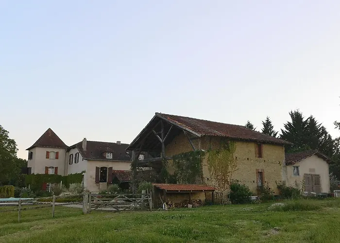 Pure Garderes בית נופש Monlezun